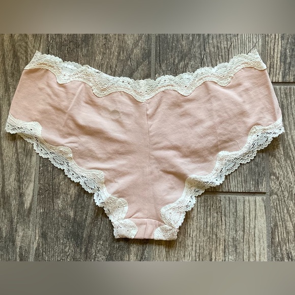 New Saint Eve stretch soft cotton hipster panties size M. Lace trim. Peach Whip - Picture 2 of 2